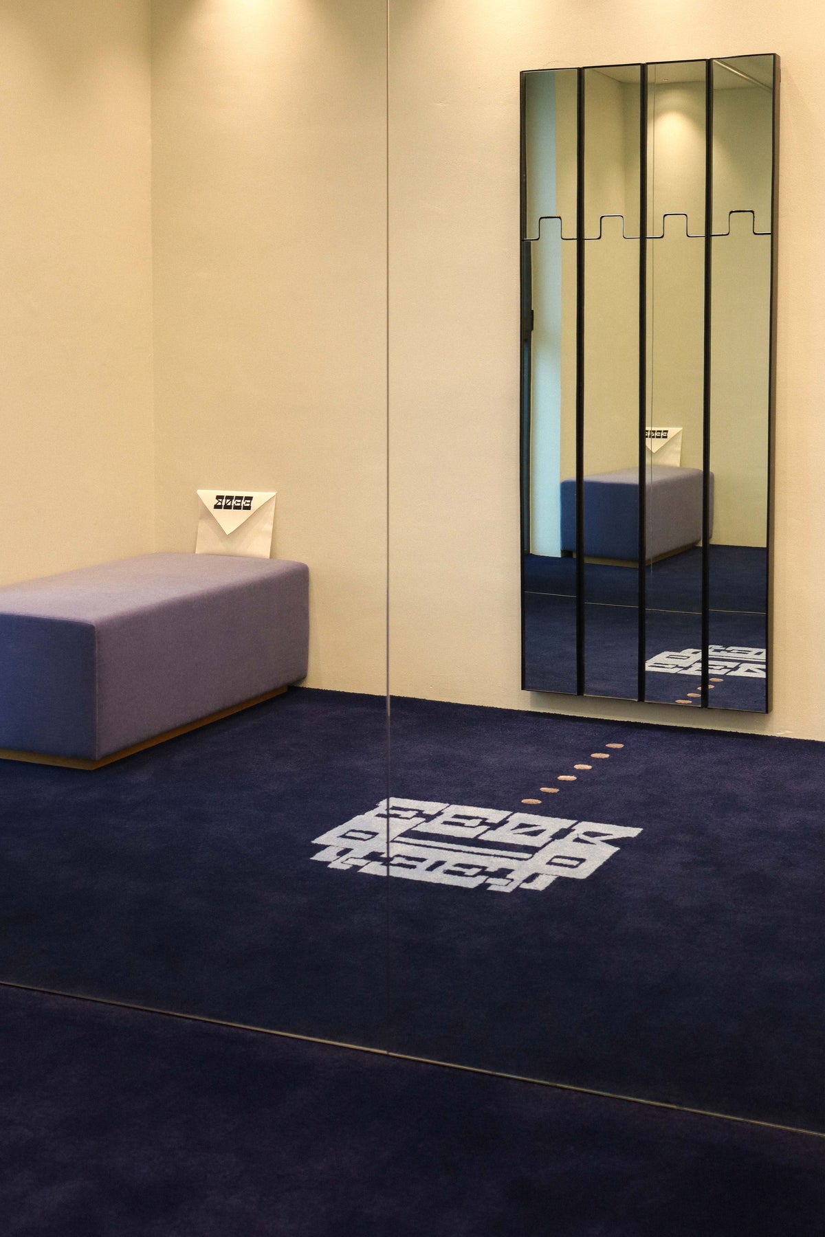 MAISON EENK